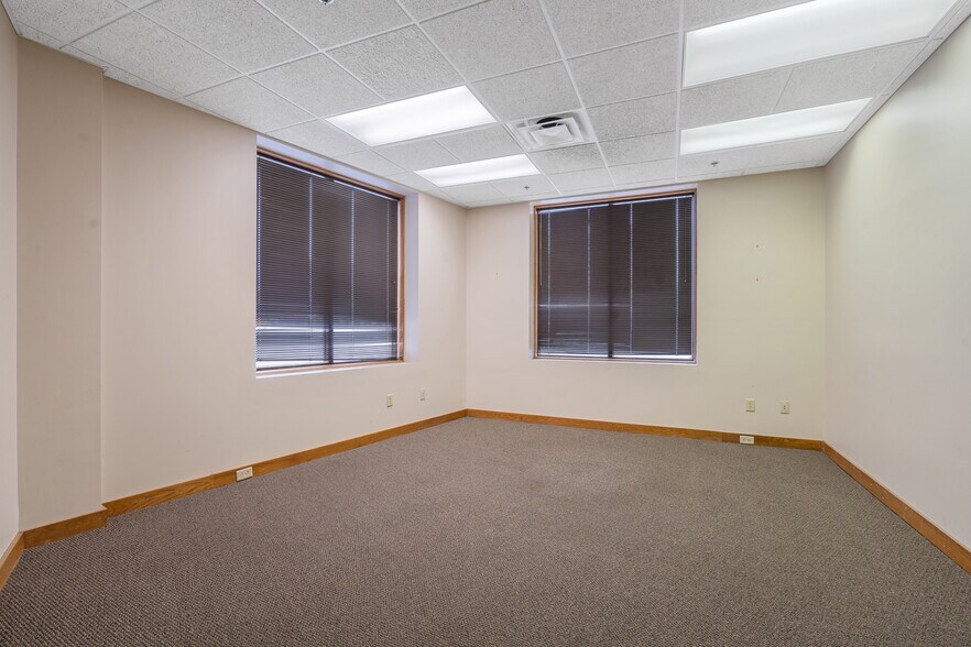 More Photos Of 344 W Genesee St, Syracuse Loft Creative Space For Lease