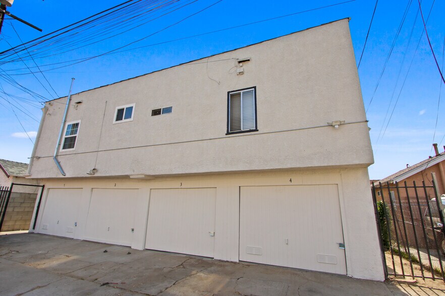 More Photos Of 2364-2370 Lime Ave, Long Beach Multifamily For Sale