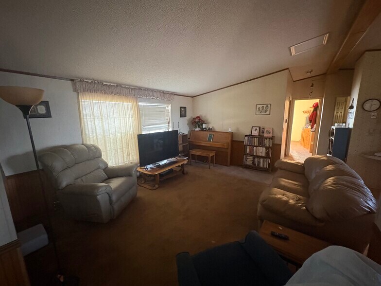 More Photos Of 576 Center St, Panguitch Specialty For Sale