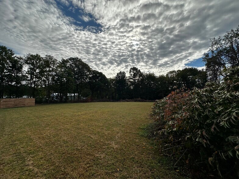 More Photos Of 651 Lincoln St, Oxford Land For Sale