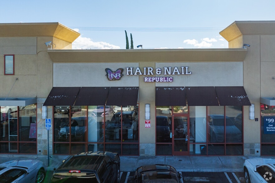 More Photos Of 17003 Bear Valley Rd, Hesperia Restaurant For Lease