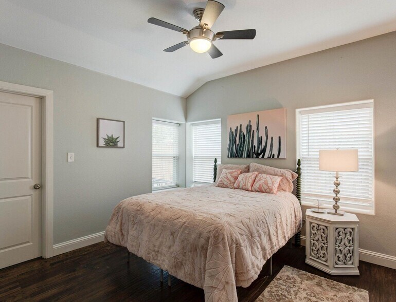 More Photos Of , Fort Worth Specialty For Sale