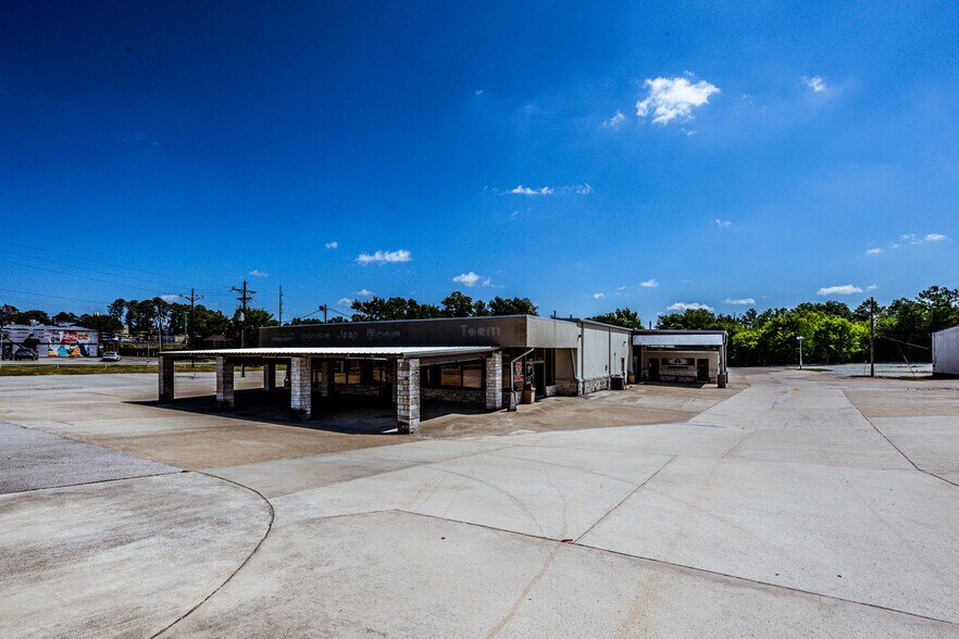 More Photos Of , Huntsville General Retail For Sale