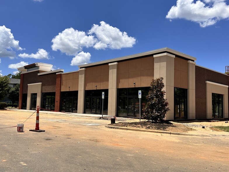 Primary Photo Of 3335 Potomac River Pkwy, Charlotte General Retail For Lease