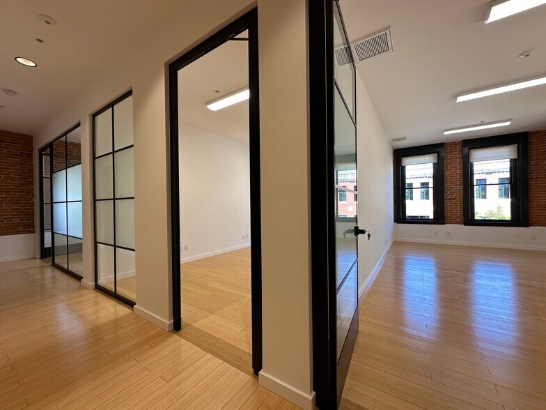 More Photos Of 1377-1381 Main St, Saint Helena Loft Creative Space For Lease