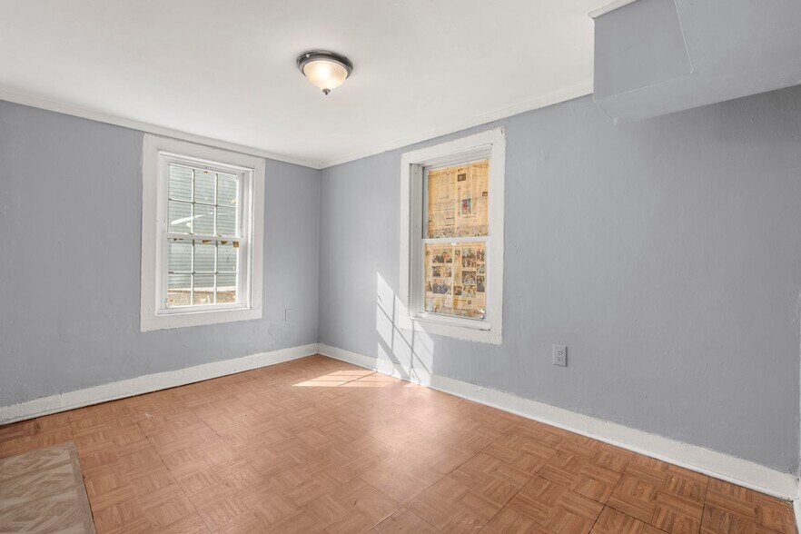 35 William St, Waterbury, CT 06702 Apartments For Sale