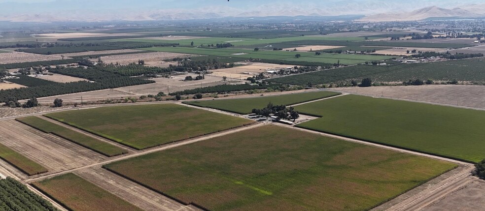 Primary Photo Of 15827 Road 208, Porterville Land For Sale