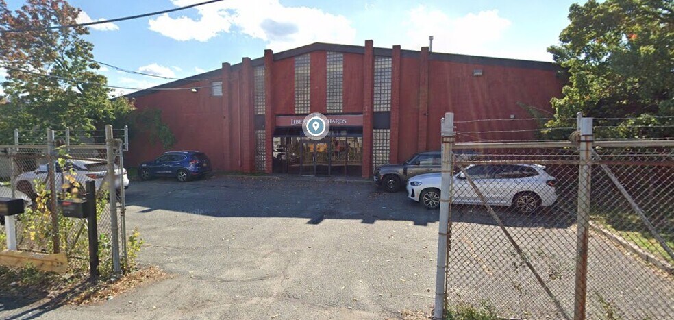 Primary Photo Of 1 Walnut St, Perth Amboy Warehouse For Lease
