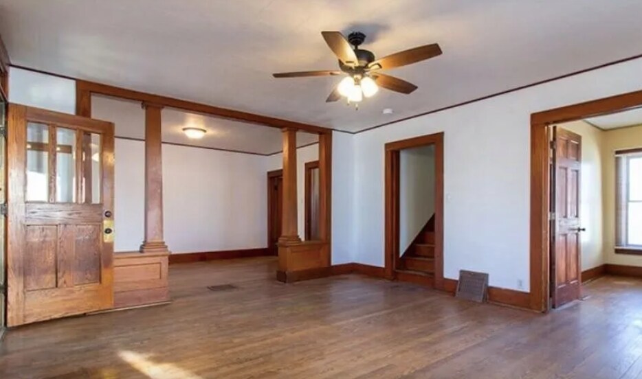 More Photos Of 733 5th Ave, Marion Multifamily For Sale