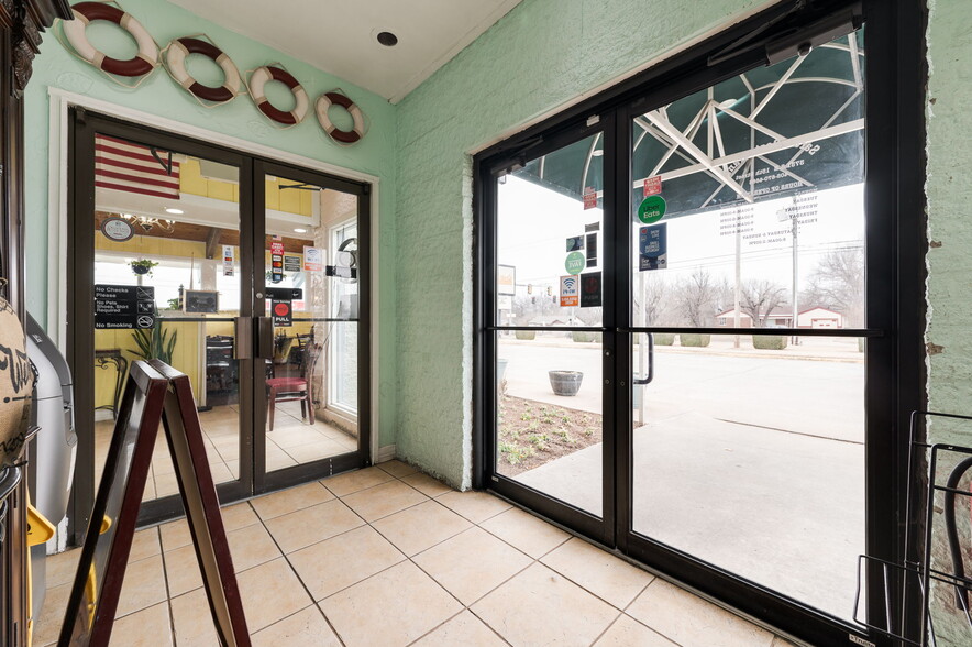 More Photos Of 3731 SE 15th St, Del City General Retail For Sale