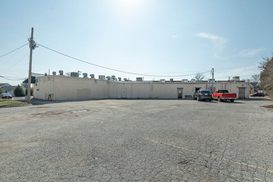 More Photos Of 6200 Mexico Rd, Saint Peters Storefront For Lease