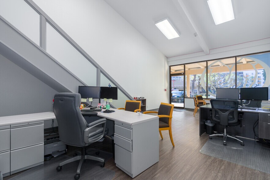 More Photos Of 1111 W Town and Country Rd, Orange Medical For Sale