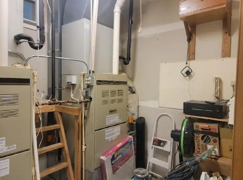 More Photos Of O E Railroad St, Kendall Freestanding For Sale