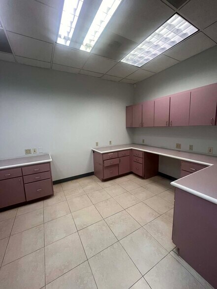 More Photos Of 1117 E Hallandale Beach Blvd, Hallandale Beach Medical For Lease