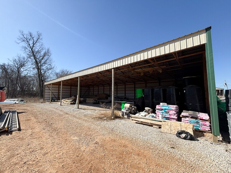 More Photos Of 2012 N Michael Ln, Nixa Warehouse For Sale