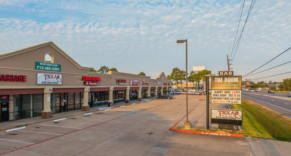 More Photos Of 4915 Fm 2920 Rd, Spring Unknown For Lease