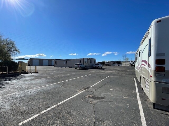 More Photos Of 5151 S Julian Dr, Tucson Auto Repair For Sale