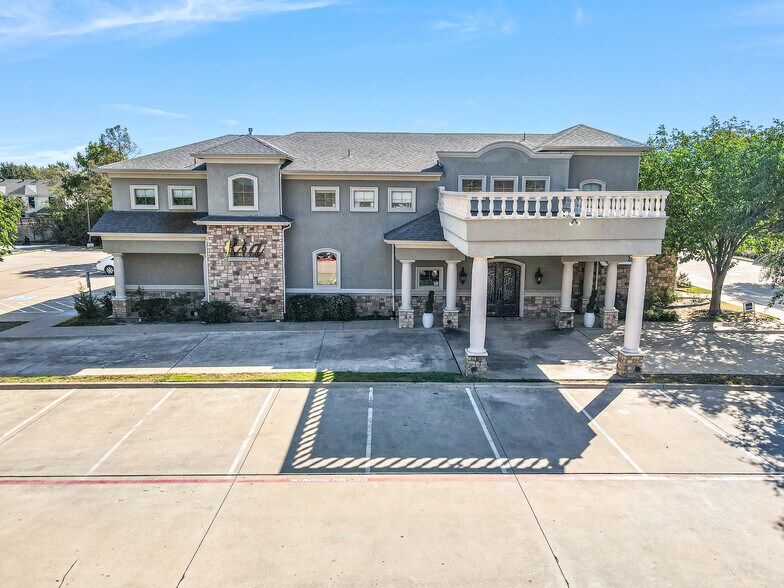 More Photos Of 1651 Justin Rd, Flower Mound Medical For Sale