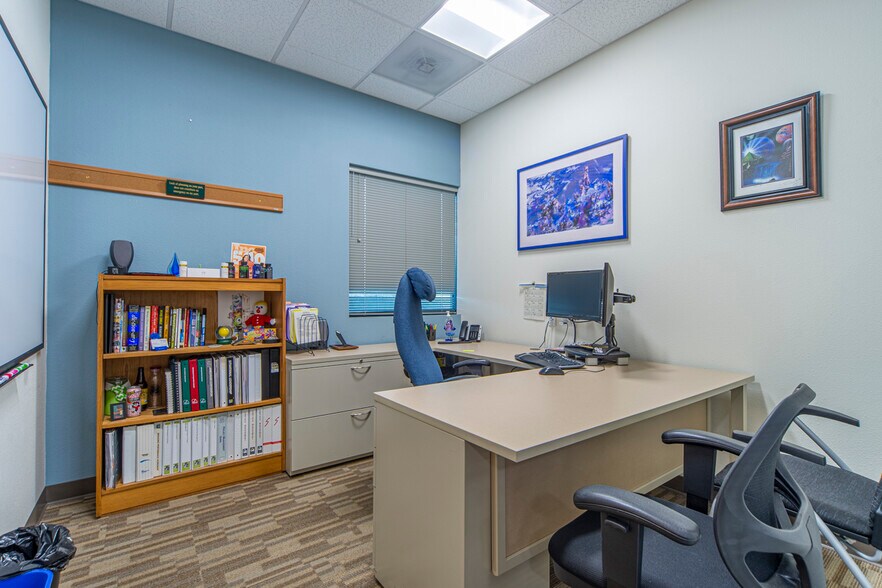 More Photos Of 2755 Pence Loop SE, Salem Medical For Sale