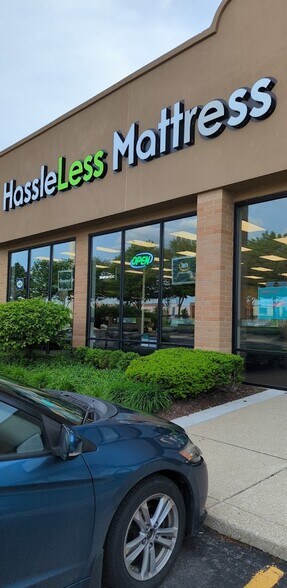 More Photos Of 1076 Route 59, Aurora Freestanding For Lease