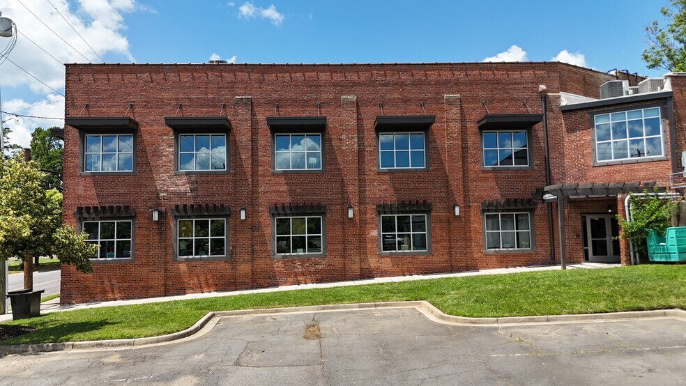 More Photos Of 100 Main St, Fort Mill Loft Creative Space For Lease