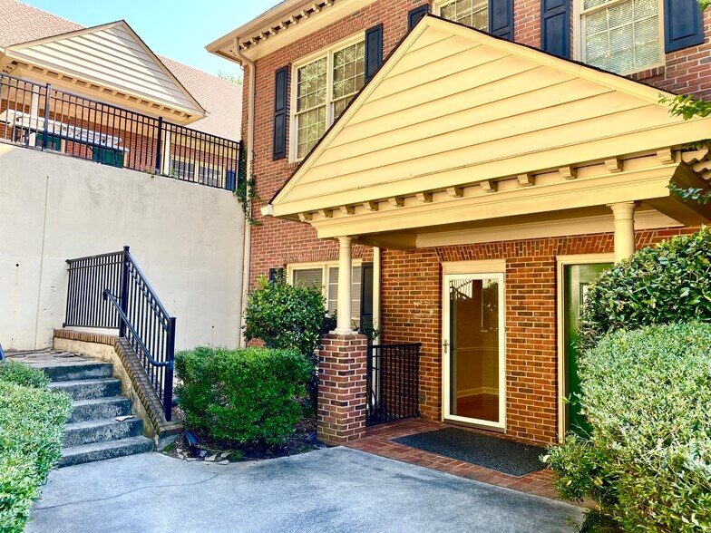 More Photos Of 1776 Old Spring House Ln, Dunwoody Medical For Lease