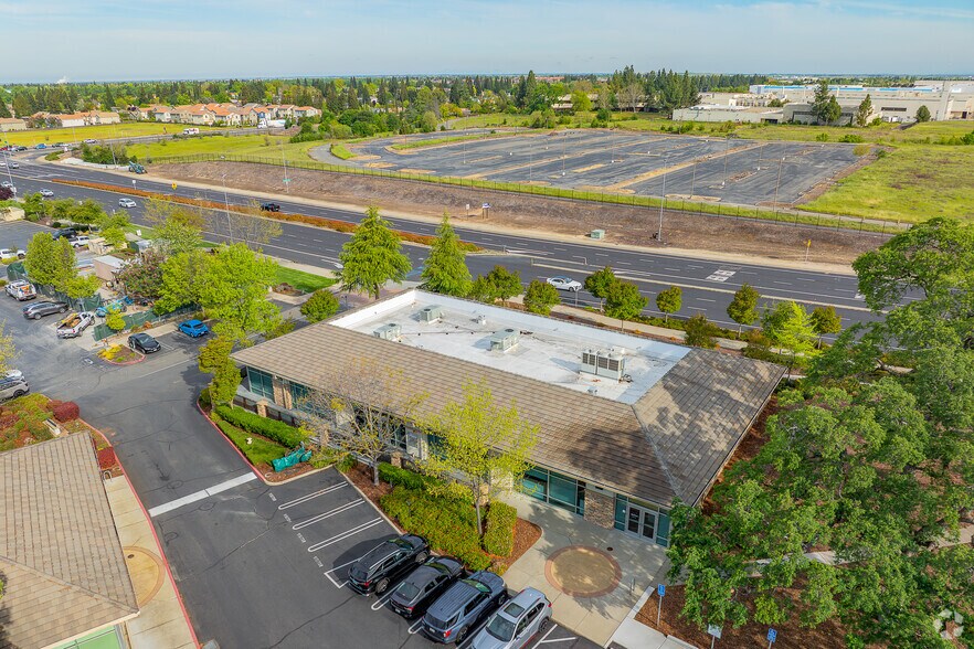 More Photos Of 1229 Pleasant Grove Blvd, Roseville Office For Sale