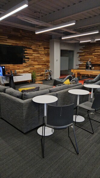 More Photos Of 4107 Mallory Ln, Franklin Medical For Sale