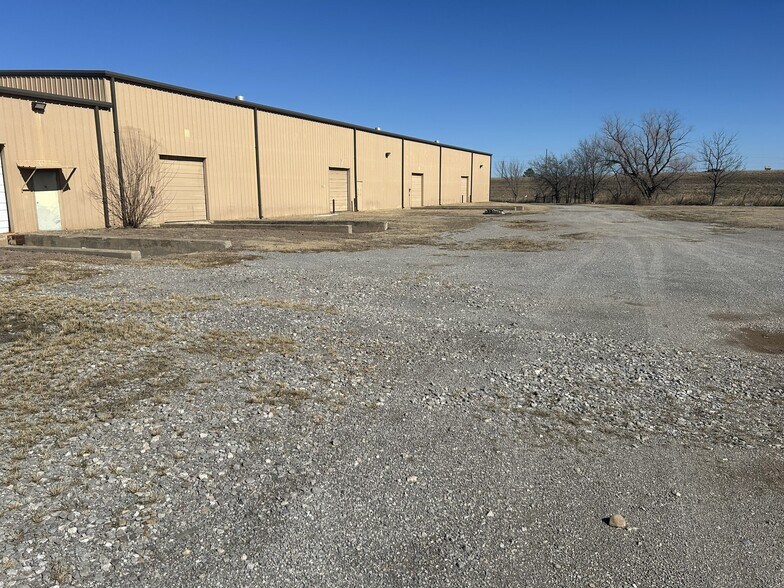 More Photos Of 210 SW Texas Ave, Lawton Warehouse For Sale