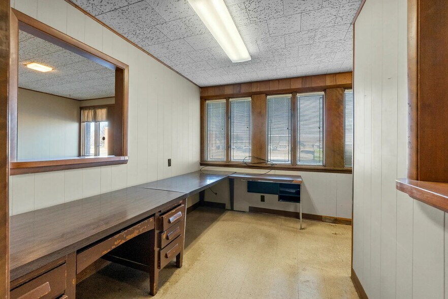 More Photos Of 808 E Wakefield Ave, Sikeston Healthcare For Sale