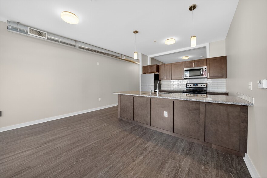 More Photos Of 900-916 E Fayette St, Syracuse Apartments For Sale
