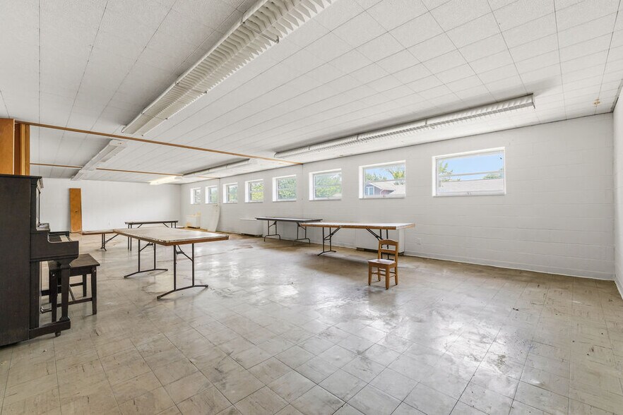 More Photos Of 350 E Tulane Rd, Columbus Religious Facility For Sale
