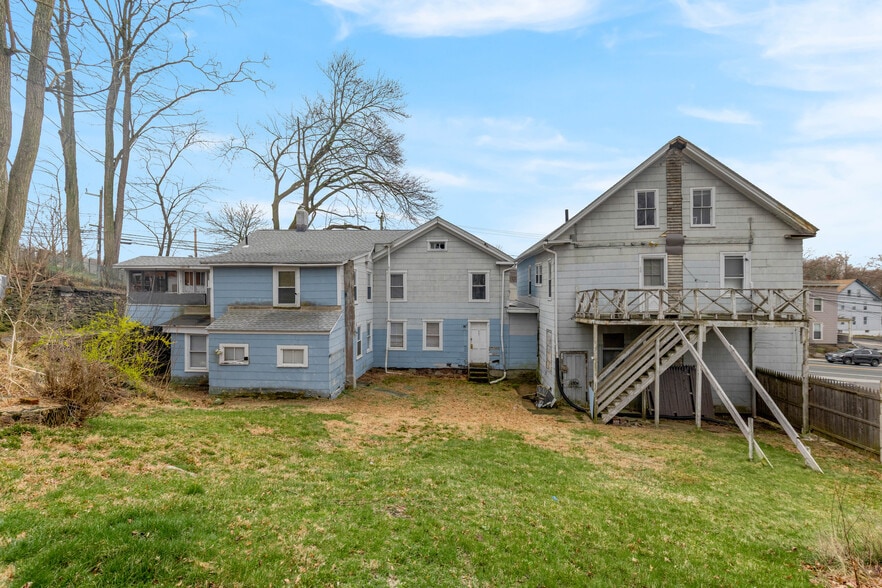 More Photos Of 64 Union St, Vernon Apartments For Sale