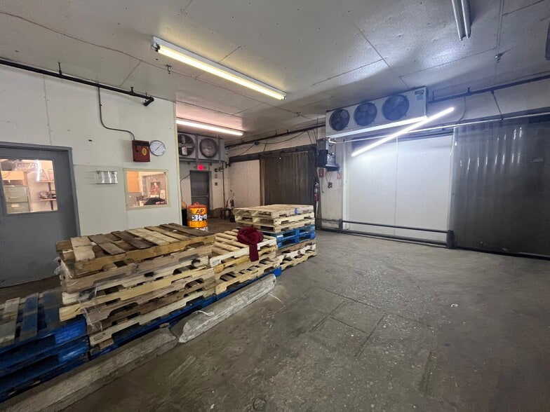 More Photos Of 1300-1344 S Front St, Philadelphia Warehouse For Sale