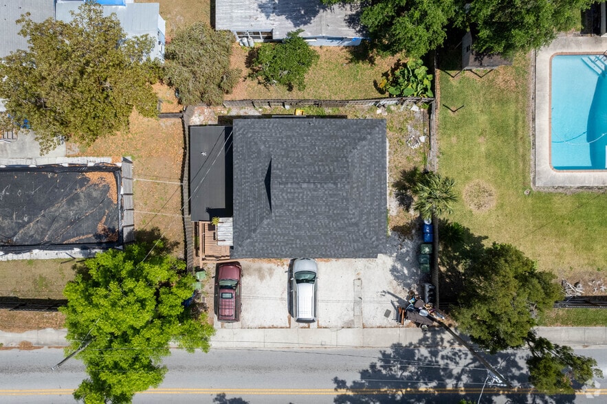More Photos Of 230 6th St NE, Winter Haven Apartments For Sale