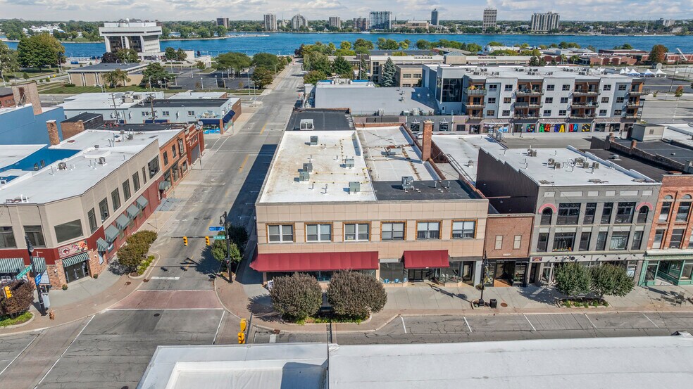 More Photos Of 240 Huron Ave, Port Huron Storefront For Lease