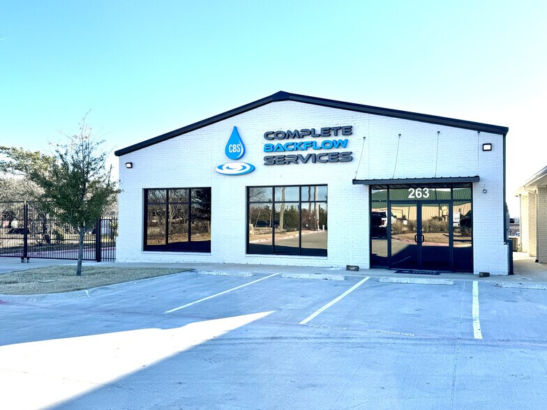 More Photos Of 263 Ranch Trail, Rockwall Flex For Lease