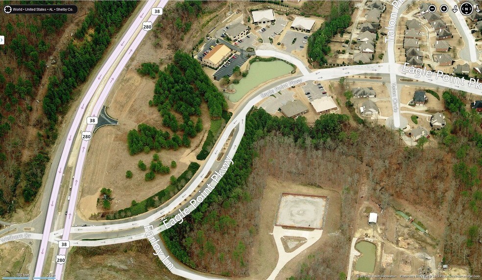 More Photos Of 2000 Eagle Point Corporate Dr, Birmingham Office For Lease