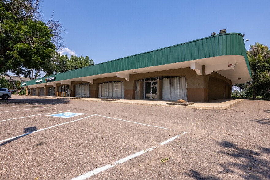 More Photos Of 831 S Circle Dr, Colorado Springs Storefront Retail Office For Sale