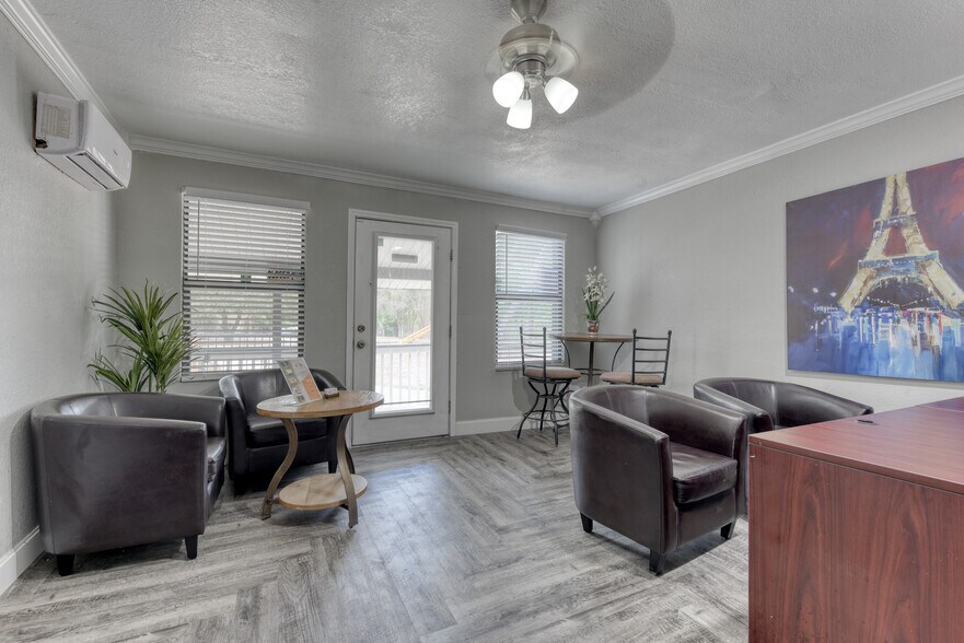 More Photos Of 737 W Mayfield Blvd, San Antonio Apartments For Sale