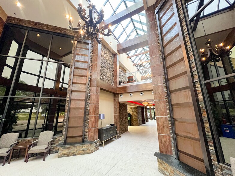 More Photos Of 3510 N A St, Midland Office For Lease