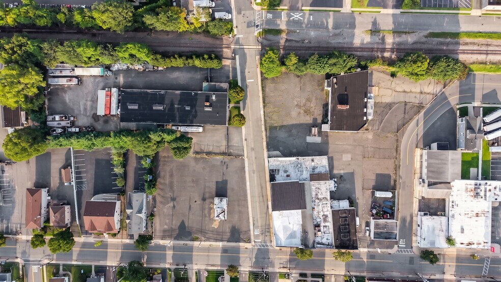 More Photos Of 471-491 Lafayette Ave, Hawthorne Auto Dealership For Sale