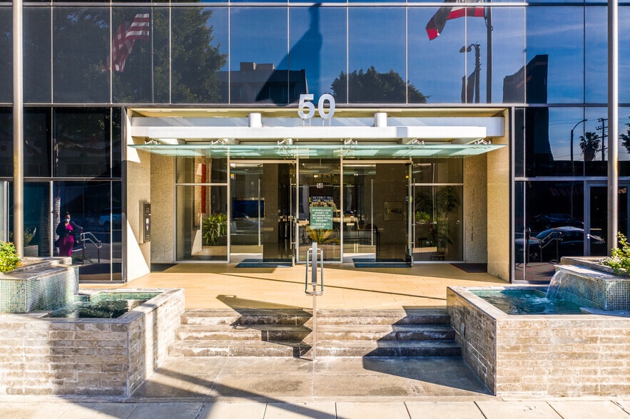 More Photos Of 50 N La Cienega Blvd, Beverly Hills Medical For Lease