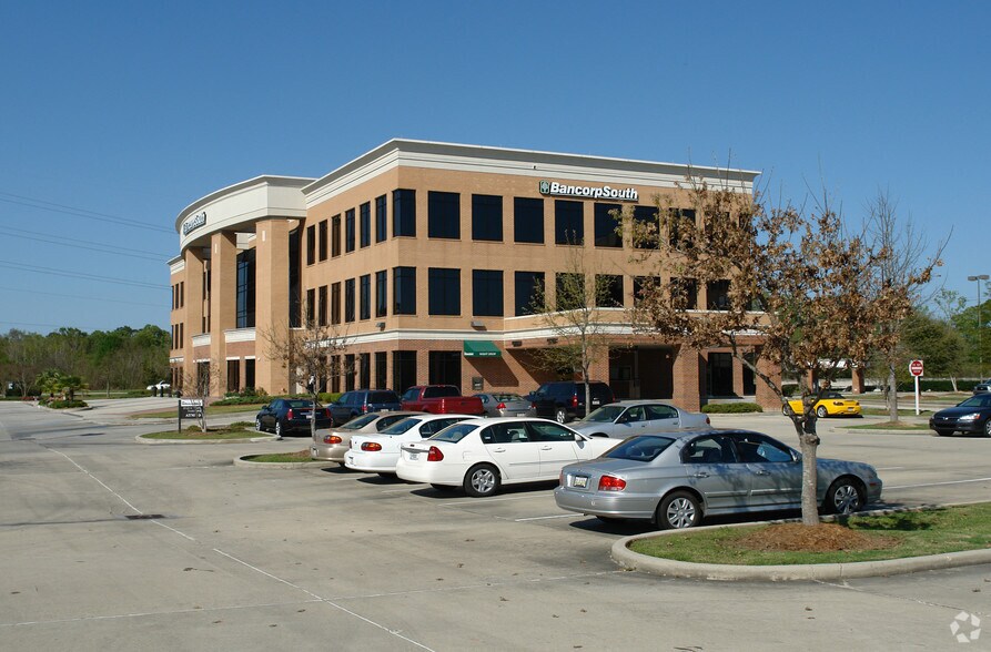 More Photos Of 6100 Corporate Blvd, Baton Rouge Office Residential For Lease