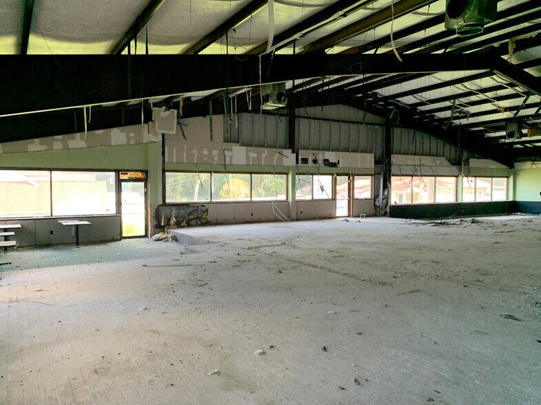 More Photos Of 1224 Buccaneer Club Rd NE, Townsend General Retail For Sale