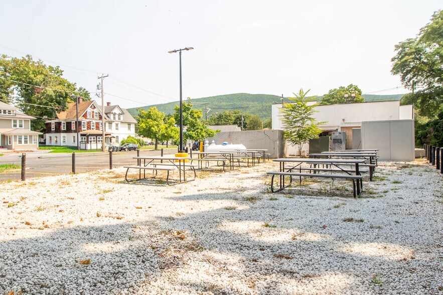 More Photos Of 127 S Main St, Ellenville Fast Food For Sale