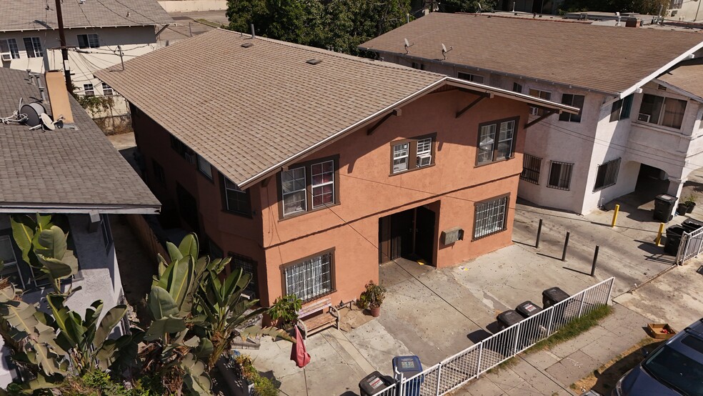 Primary Photo Of 1719 Miramar St, Los Angeles Multifamily For Sale