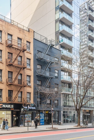 More Photos Of 233 E 34th St, New York Apartments For Sale