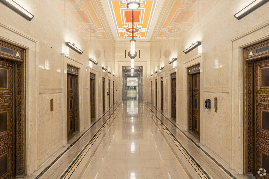 More Photos Of 510-530 Walnut St, Philadelphia Office For Lease