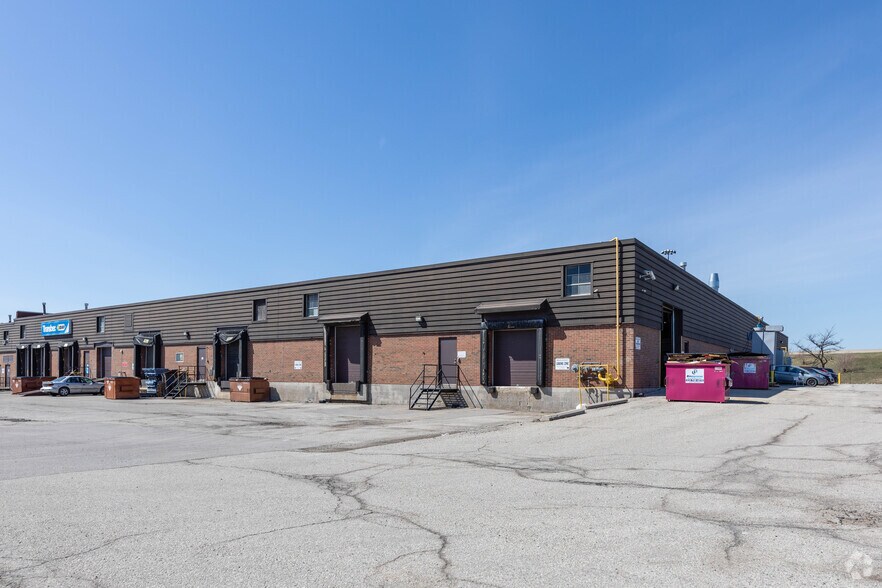 More Photos Of 385-387 Carlingview Dr, Toronto Manufacturing For Sale